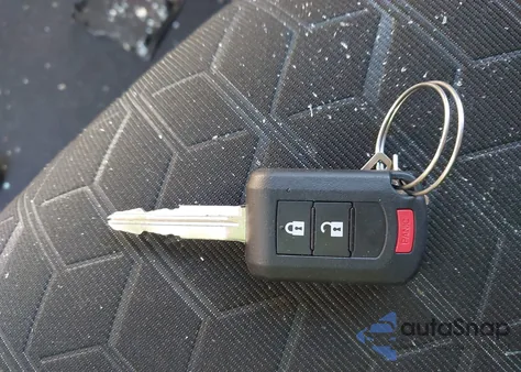 2025 Mitsubishi Outlander Sport 2.0 Es Awc z USA, uszkodzony, nr VIN JA4ARUAU1SU002378